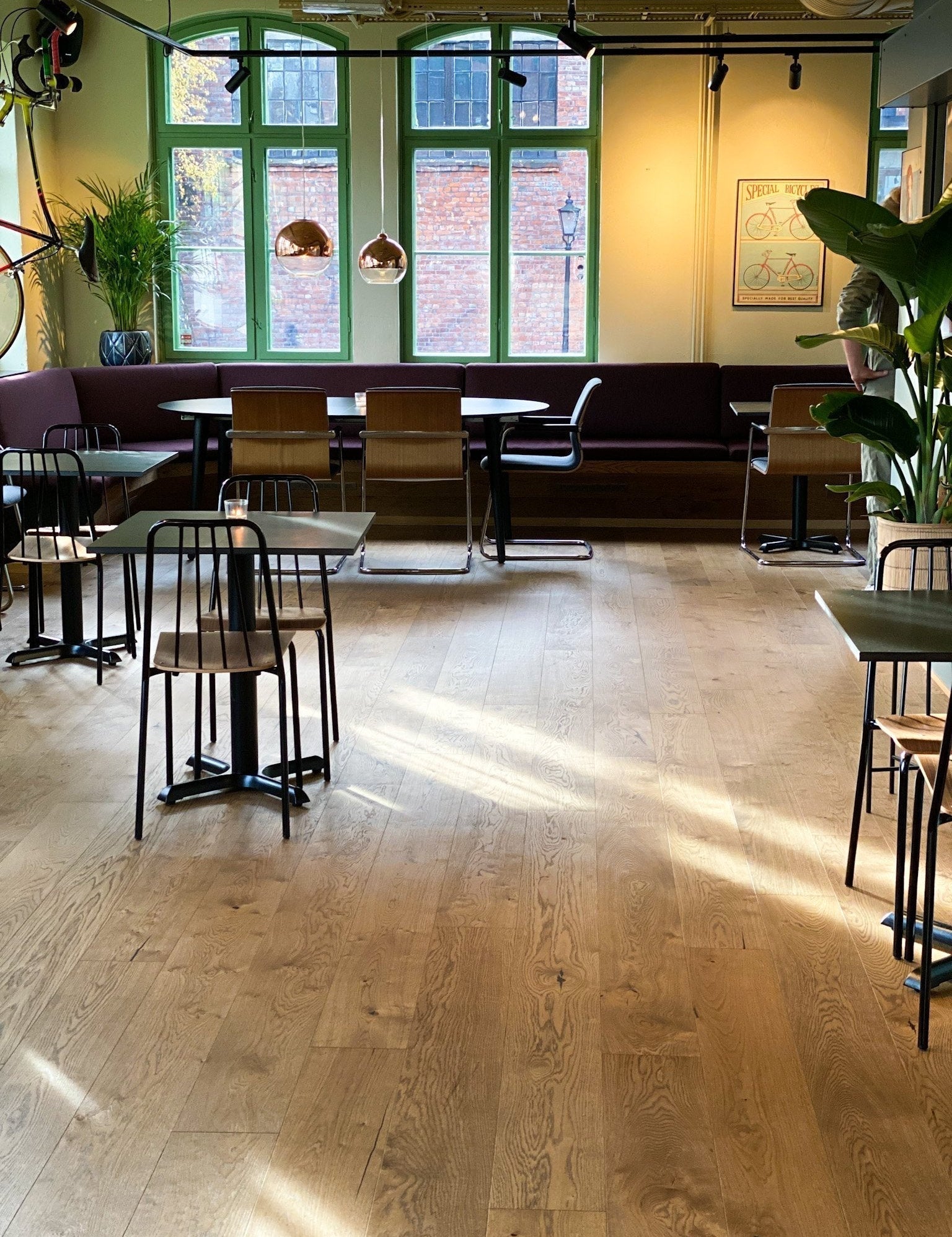 Enstavs Antique - Peloton Skøyen