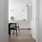 Enstavsparkett i lys eik i moderne gang