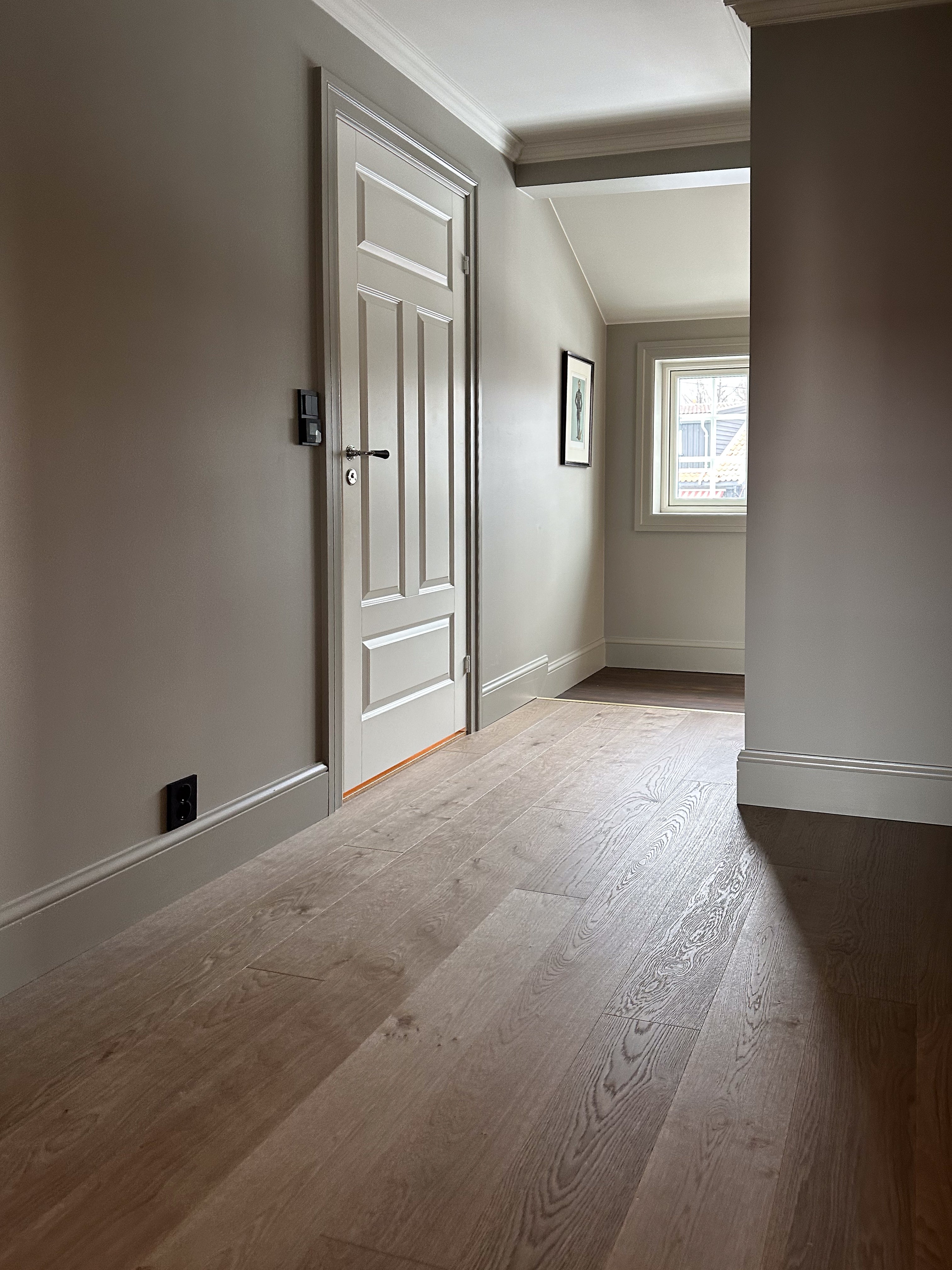 Bred enstavsplank i eik i klassisk villa oslo